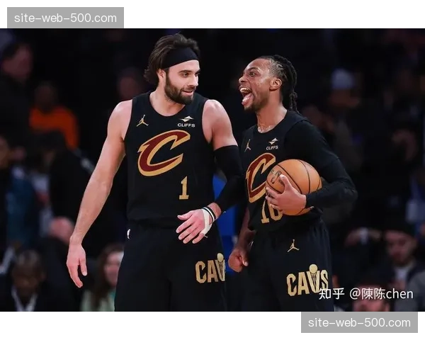 骑士斯特鲁斯脚部伤势缺阵 球队侧翼深度受损影响显著