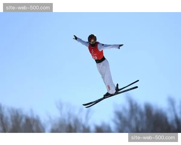 孔凡钰自由式滑雪空中技巧备战 技术型选手动作稳定性关键