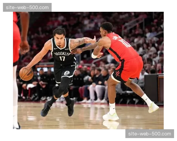 火箭防守轮转强度提升 乌度卡中场调整改变比赛节奏